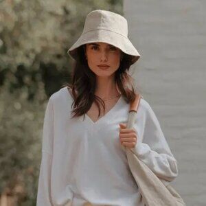 NWT Jenni Kayne Linen Bucket Hat S/M